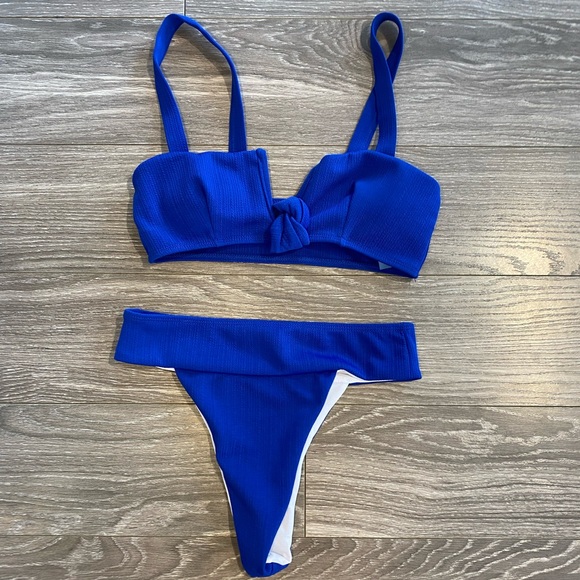 SHEIN Other - NWOT Shein Blue Knot Thong Bikini, size Small